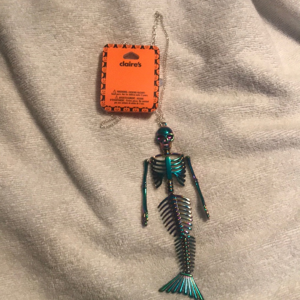 Claire’s Halloween skeleton mermaid necklace